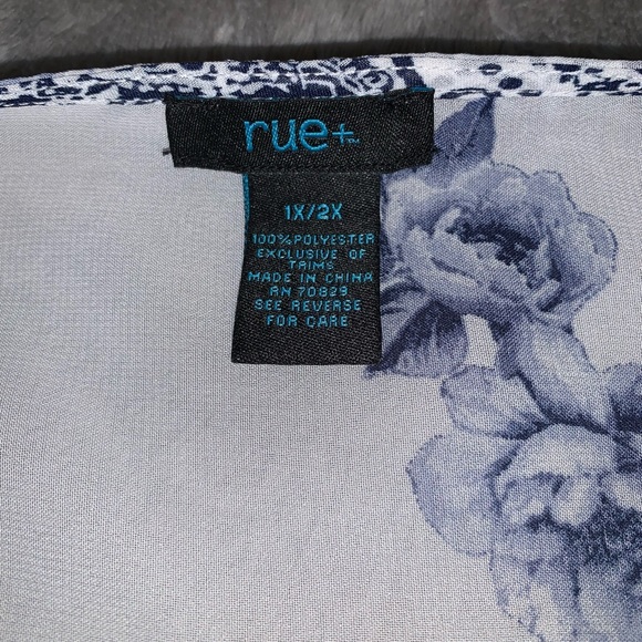 Rue 21 Kimono - Picture 4 of 4